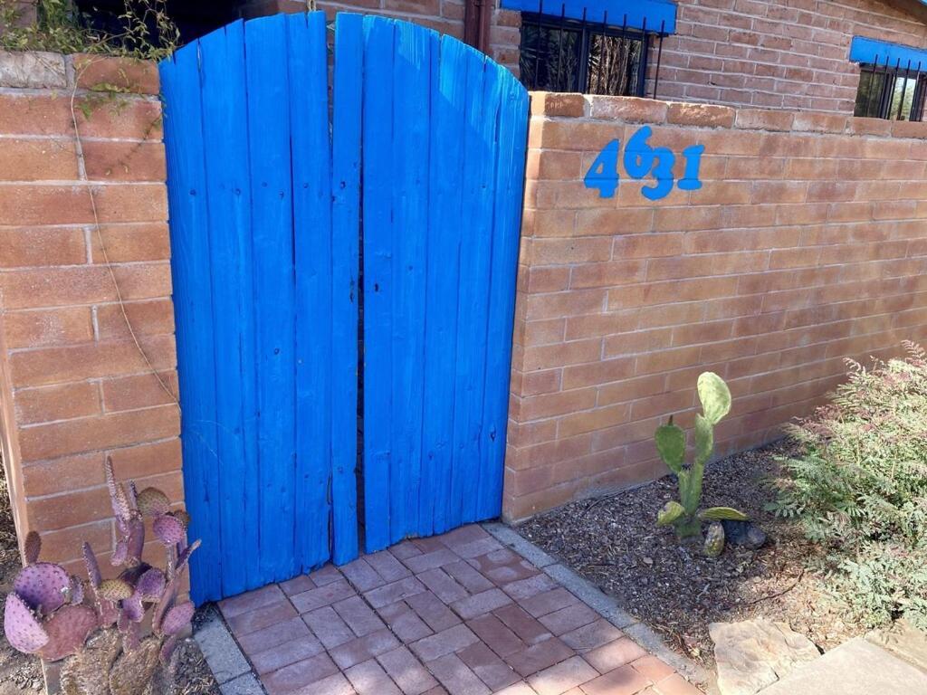Casa Azul - Cute Centrally Located Adobe With Large Fenced Outdoor Living For Pets And Adults, Non-Smoking Tucson Exteriör bild
